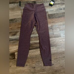Nike Dri Fit Leggings Size Small NWT